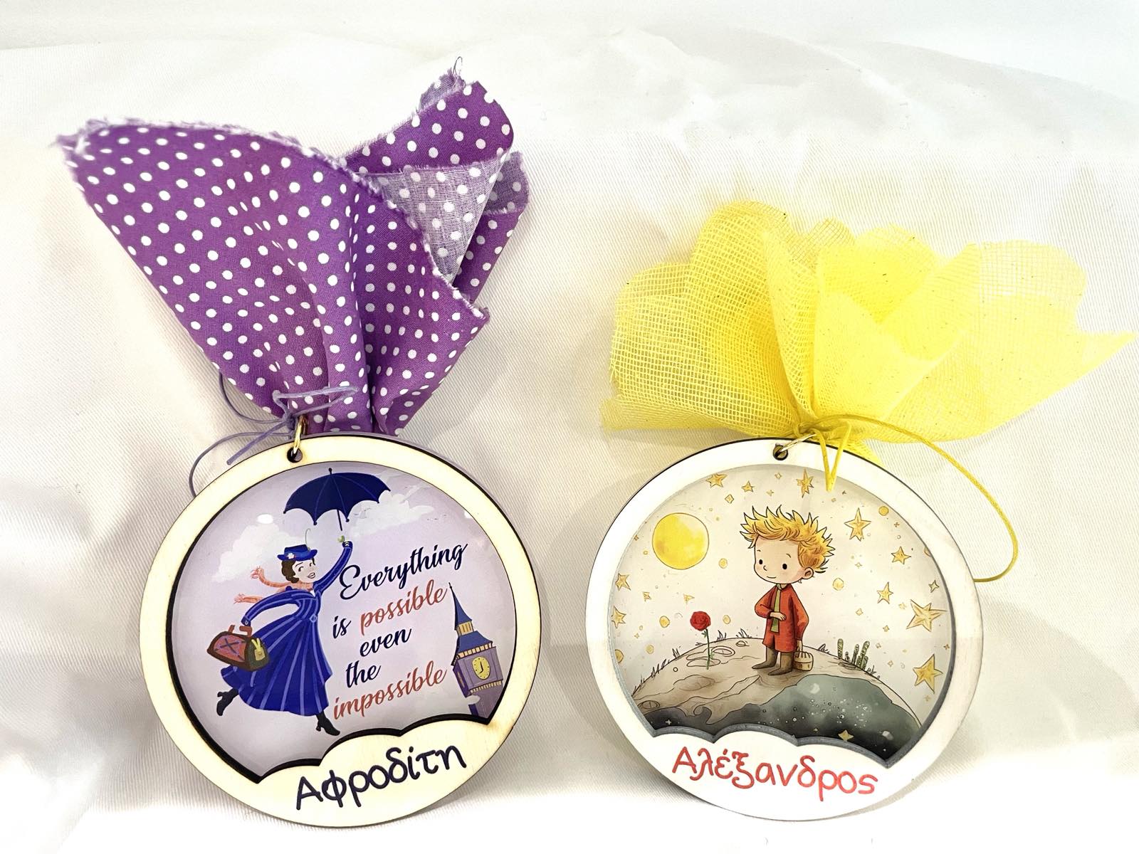 Μπομπονιέρες με ξύλο και plexiglass